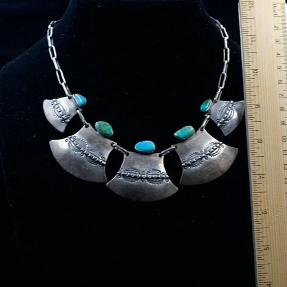 Very Unique Vintage Native American Navajo Necklace. Unsigned - Picture 6 of 6